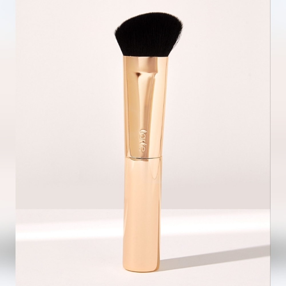 TARTE Sculpt tape brush